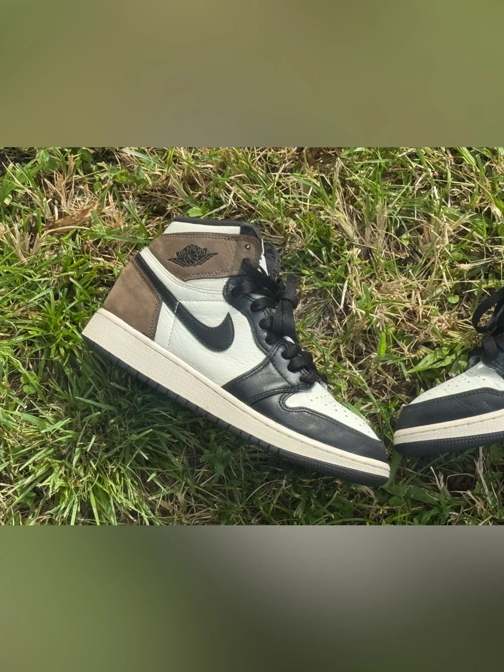 Jordan 1 Retro High OG Dark Mocha GS Size 5Y Woman’s size 6.5